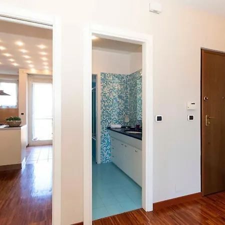 Apartment M1 Bernini Cozy & Bright Turin