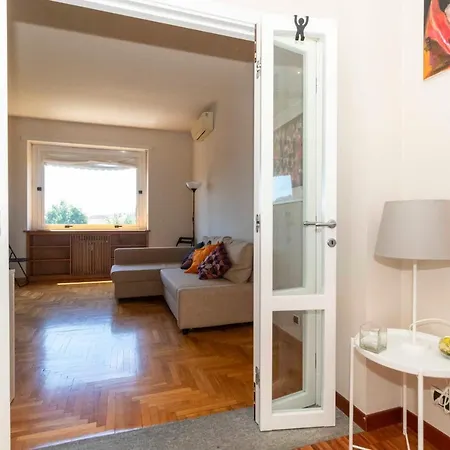 Apartment M1 Bernini Cozy & Bright