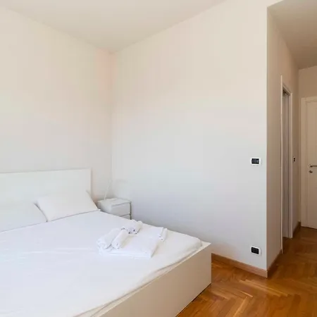 M1 Bernini Cozy & Bright Apartment *